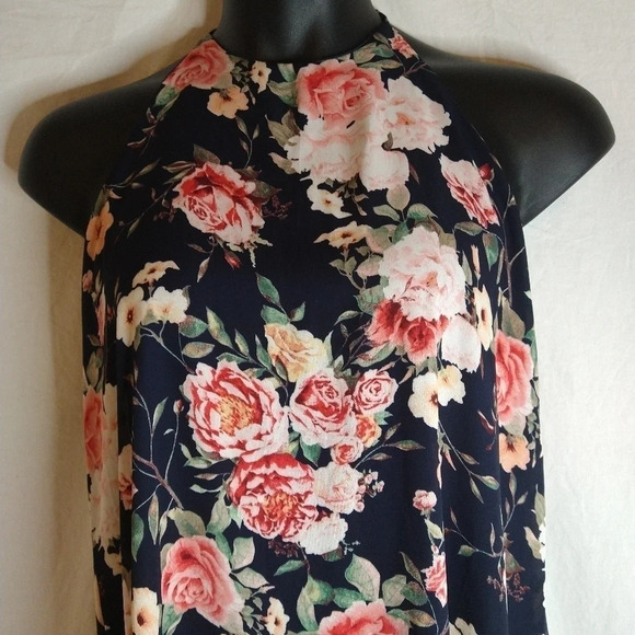 Sleeveless Floral Dress EUC 💗 - Picture 3 of 9